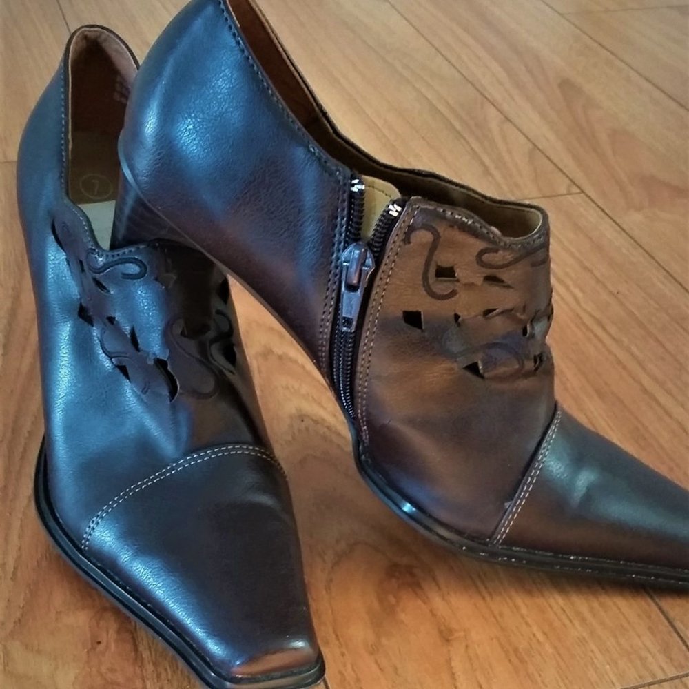 HIGHLIGHTS Women's Brown Faux Leather Side Zipper